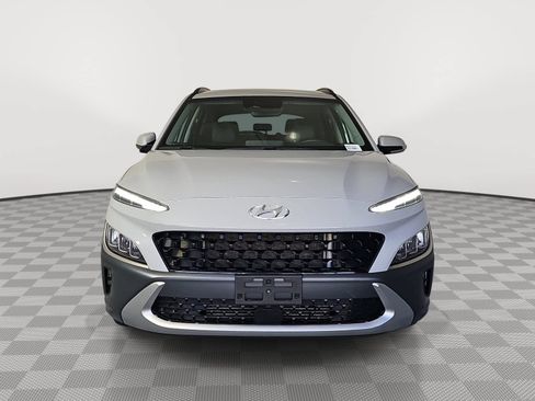 Used 2022 Hyundai Kona Limited AWD/4WD image 3