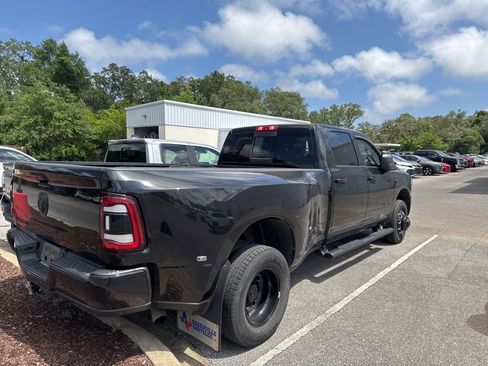 Used 2023 RAM 3500 Laramie w/ Night Edition AWD/4WD image 7