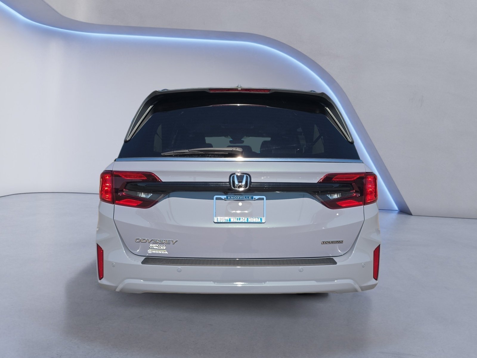 New 2027 Honda Odyssey Touring image 4