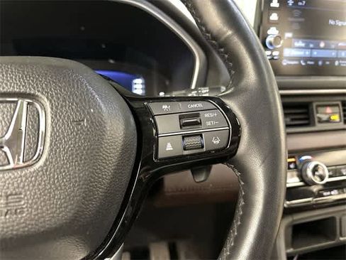 Used 2023 Honda Pilot Elite image 9