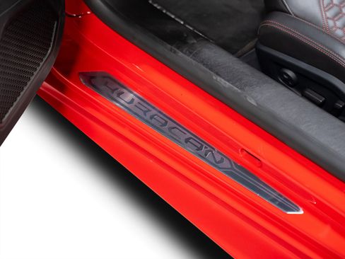 Used 2018 Lamborghini Huracan LP 580-2 image 60