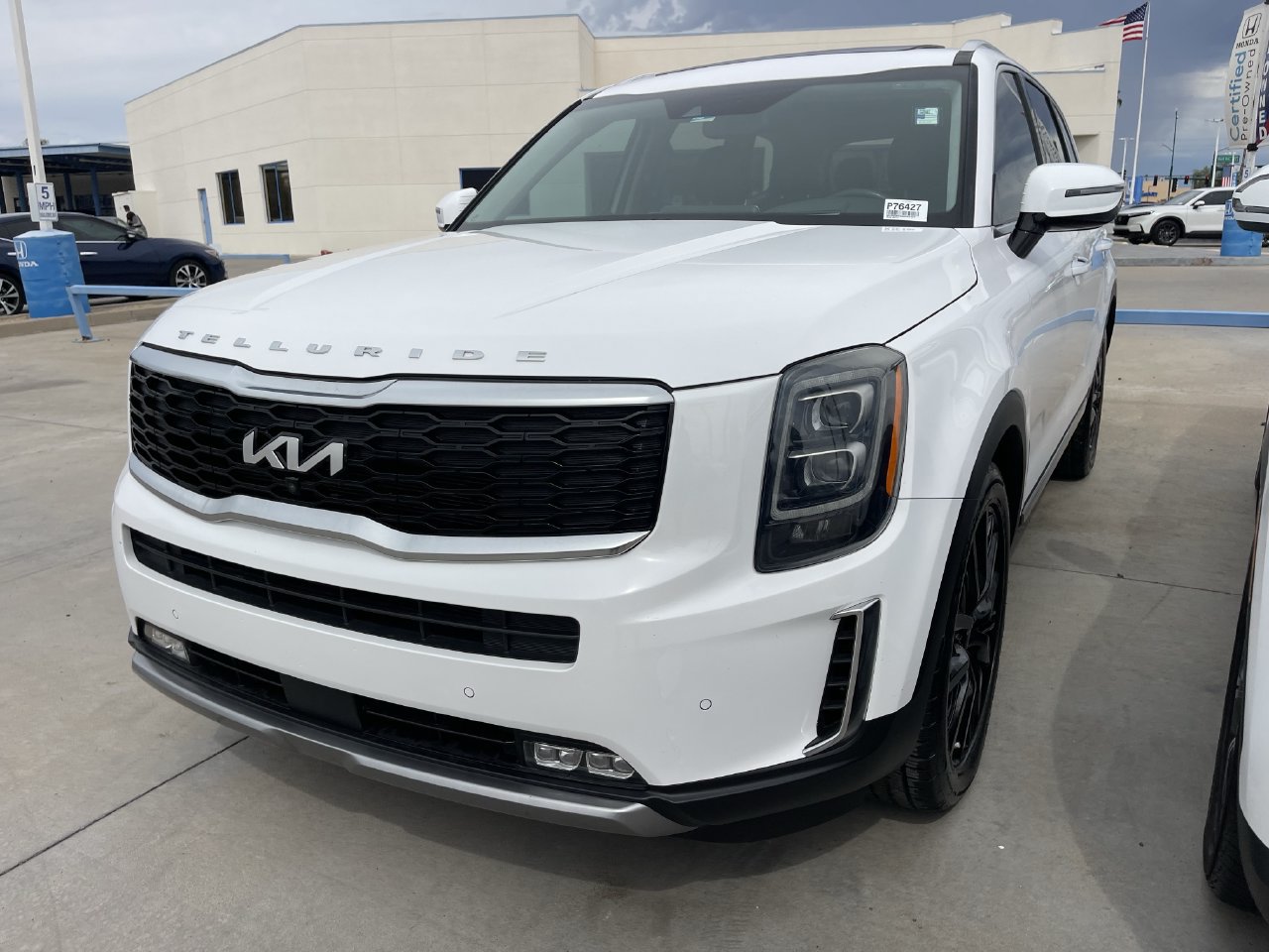 Used 2022 Kia Telluride SX w/ SX Prestige Package AWD/4WD image 2