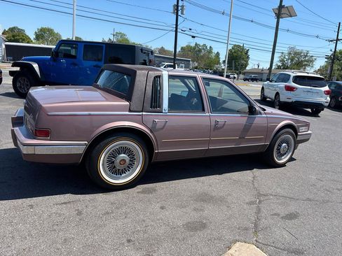 Used 1987 Cadillac Seville FWD image 5