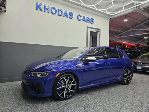 Used 2024 Volkswagen Golf R AWD/4WD image 2