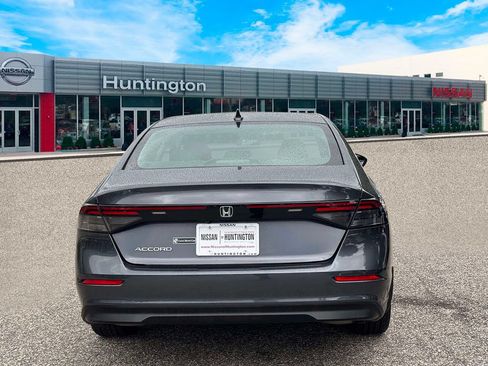 Used 2023 Honda Accord EX image 6