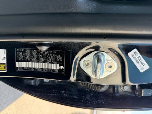 Used 2024 Toyota Corolla SE FWD image 25