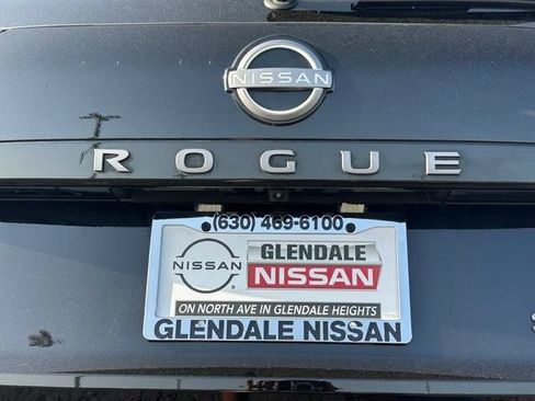Used 2026 Nissan Rogue SL AWD/4WD image 12