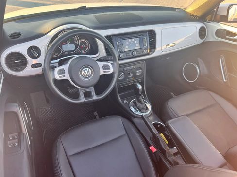 Used 2013 Volkswagen Beetle 2.5 FWD image 27