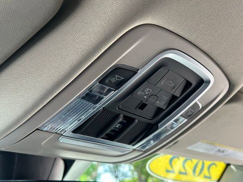 Used 2022 RAM 1500 Laramie AWD/4WD image 49