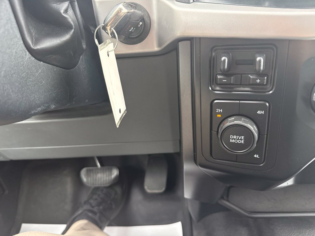 Used 2022 Ford F150 XLT w/ Equipment Group 301A Mid AWD/4WD image 17