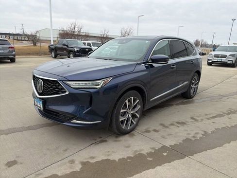 Used 2024 Acura MDX SH-AWD w/ Technology Package image 4