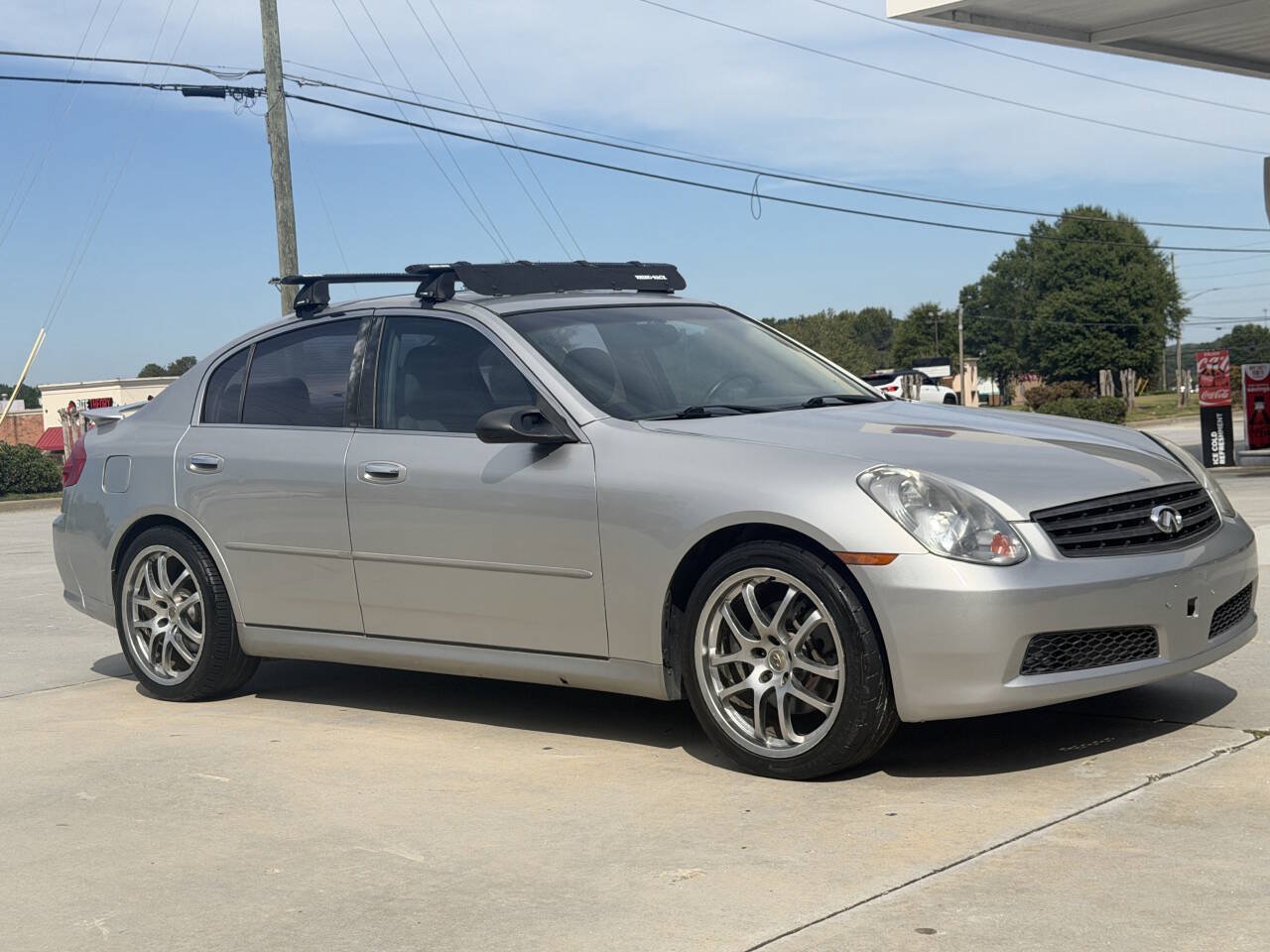 Used 2005 INFINITI G35 Sedan w/ (P01) Premium Pkg A RWD image 3