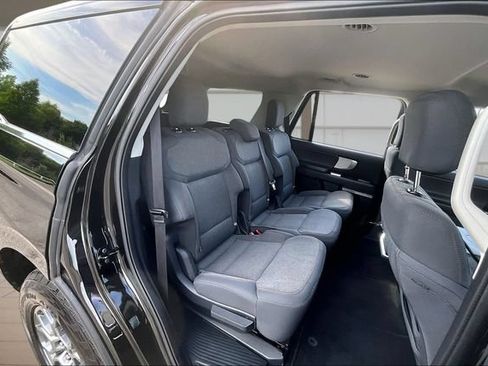 Used 2025 Ford Expedition Active AWD/4WD image 26