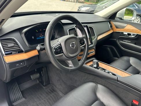 Used 2023 Volvo XC90 T8 Plus w/ Protection Package Premier AWD/4WD image 21