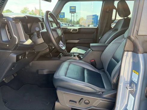 Used 2023 Ford Bronco Outer Banks AWD/4WD image 17