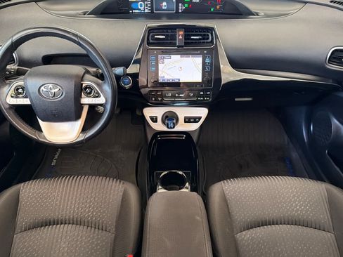 Used 2017 Toyota Prius Prime Plus FWD image 3