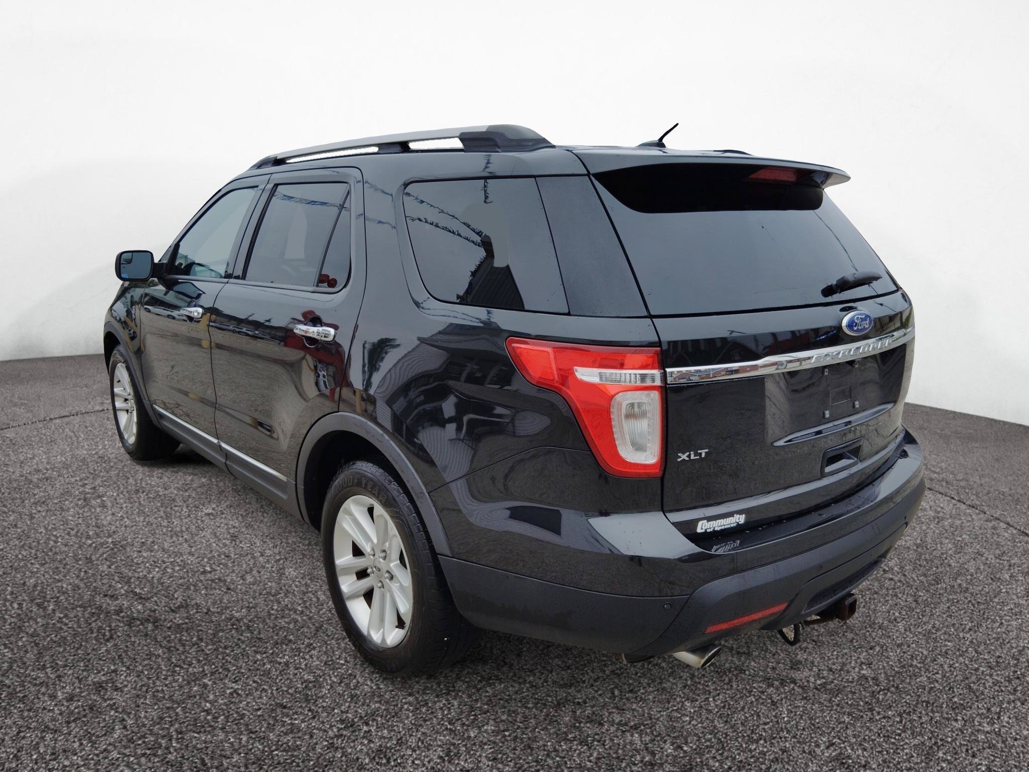 Used 2011 Ford Explorer XLT w/ 202A Rapid Spec Order Code FWD image 5