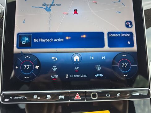 Certified 2025 Mercedes-Benz GLC 350e 4MATIC image 25