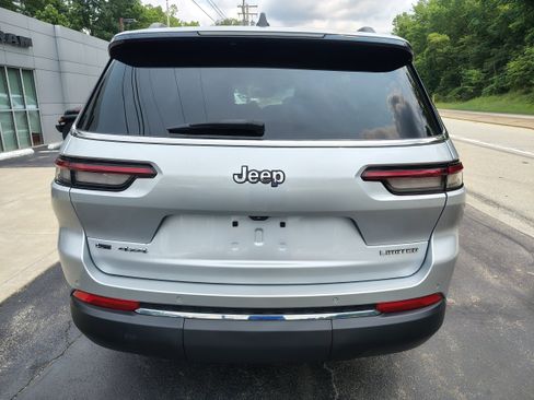 Certified 2021 Jeep Grand Cherokee L Limited AWD/4WD image 8