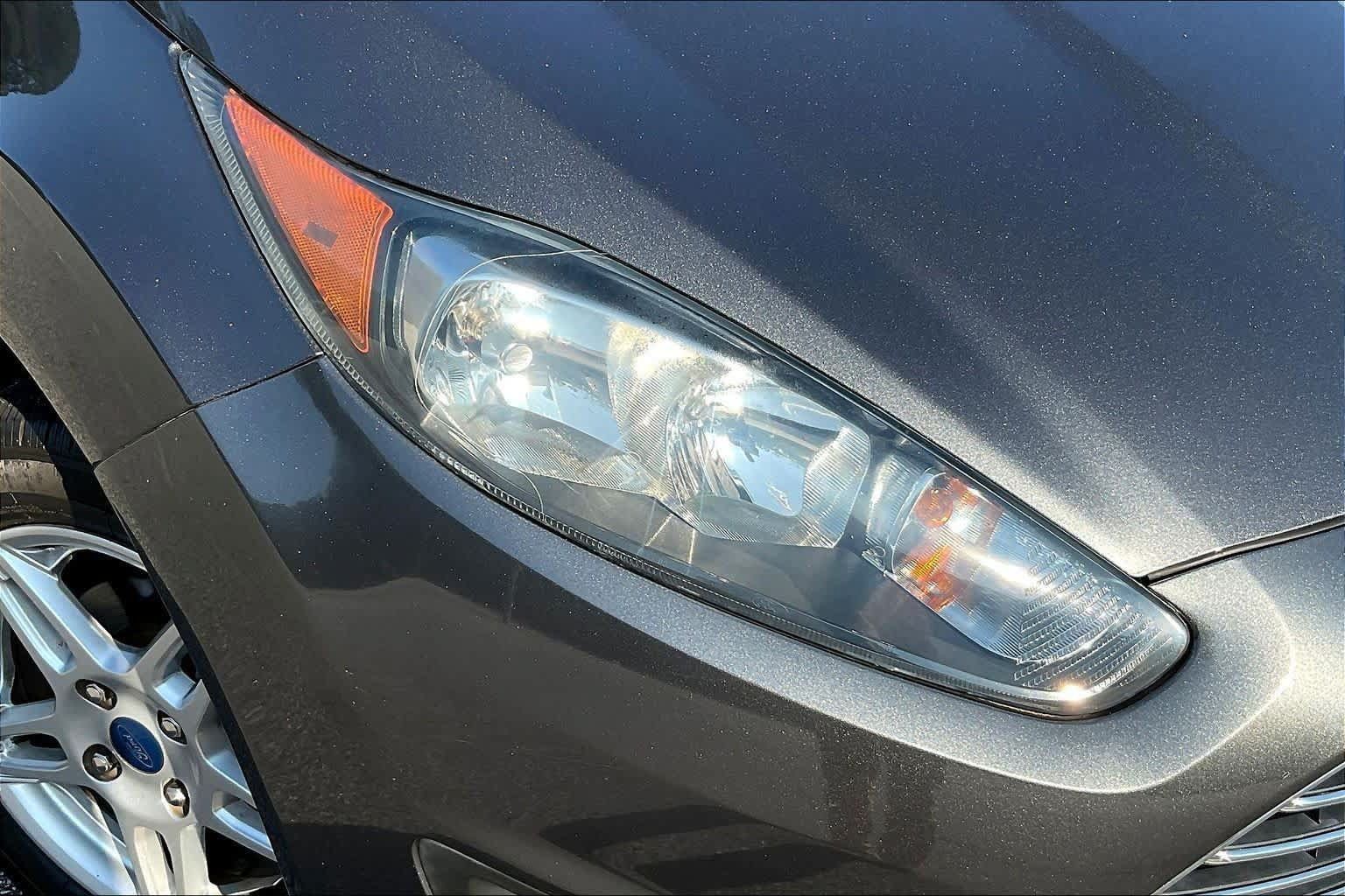 Used 2019 Ford Fiesta SE FWD image 28