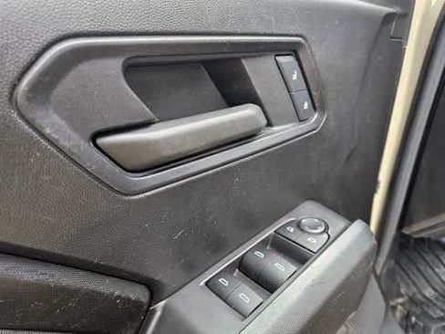 Used 2023 Chevrolet Colorado W/T image 17