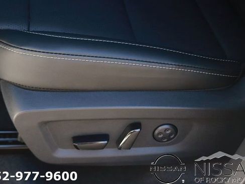 New 2026 Nissan Murano Platinum AWD/4WD image 16