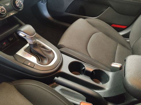 Used 2023 Kia Forte LXS image 26