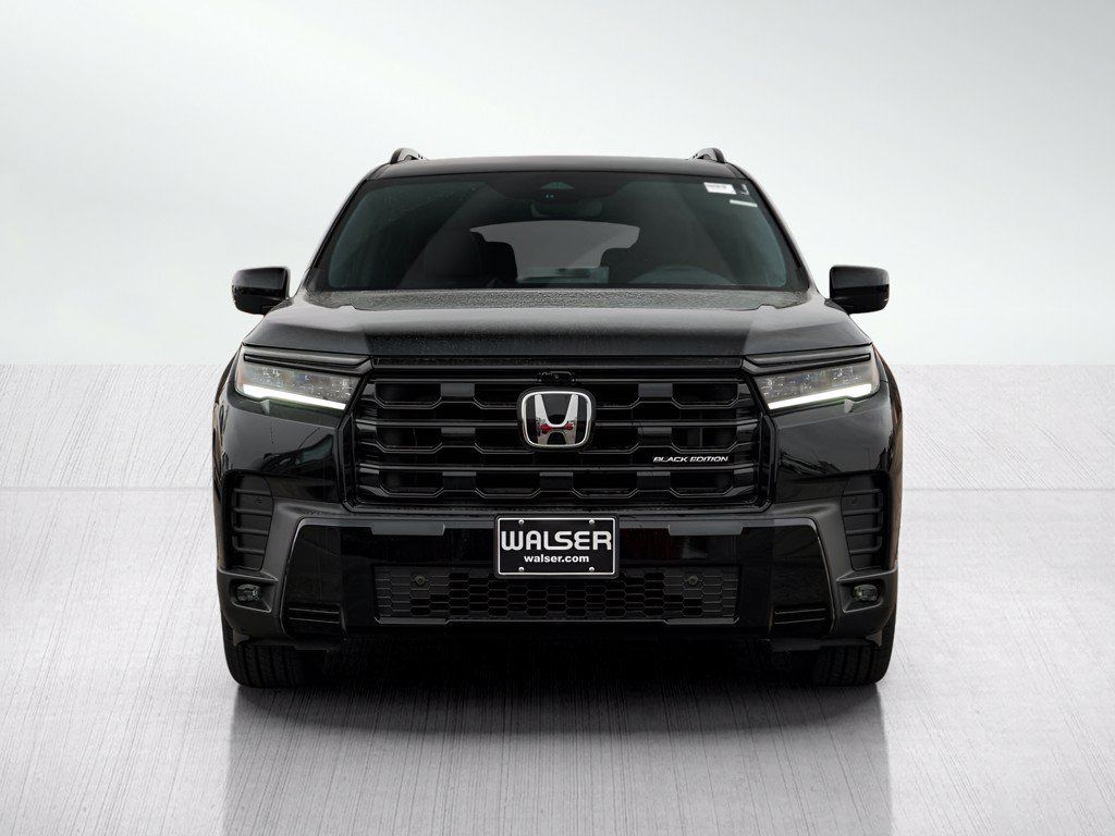 New 2026 Honda Pilot Black Edition image 2
