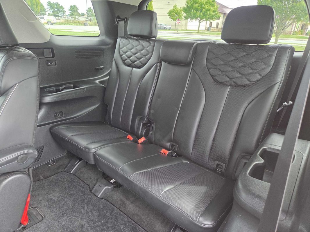 Used 2021 Hyundai Palisade Limited AWD/4WD image 12