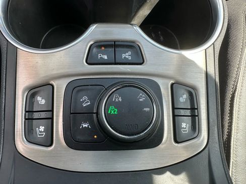 Used 2020 GMC Terrain Denali w/ Denali Premium Package image 27