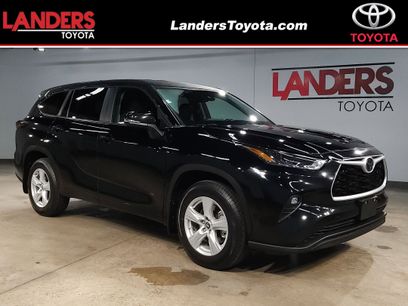 Used 2024 Toyota Highlander LE