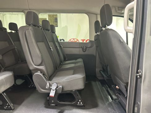 Used 2023 Ford Transit 350 XLT image 13