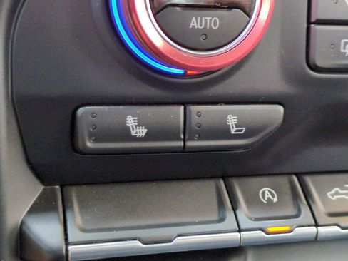 Used 2019 Chevrolet Silverado 1500 RST w/ All-Star Edition image 21