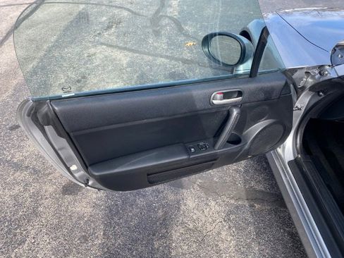 Used 2011 MAZDA MX-5 Miata Sport image 10