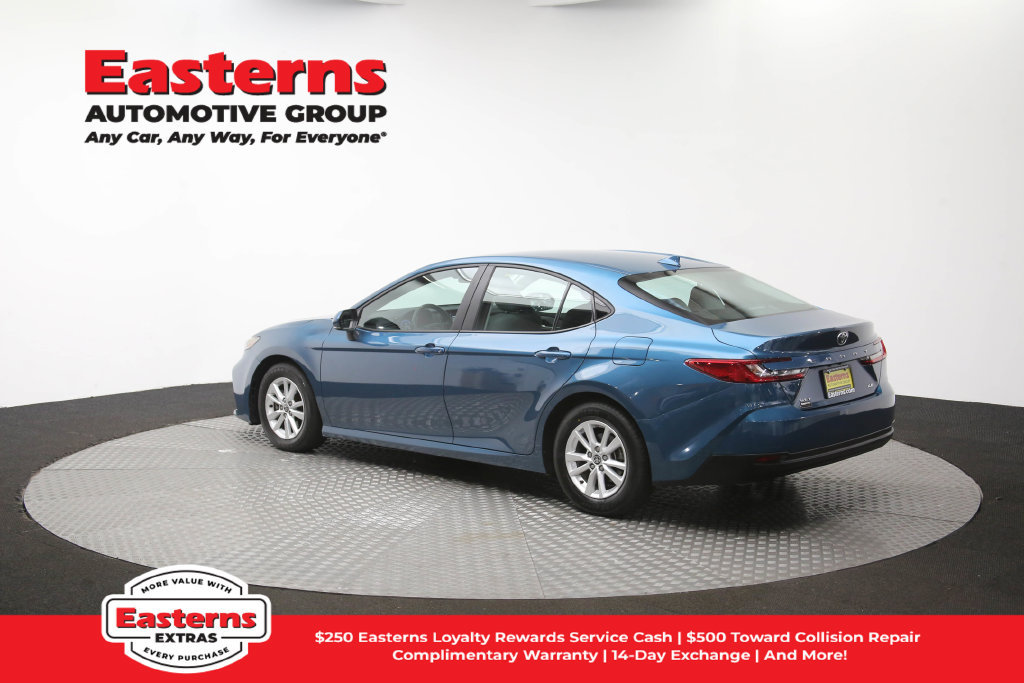 Used 2025 Toyota Camry LE FWD image 63