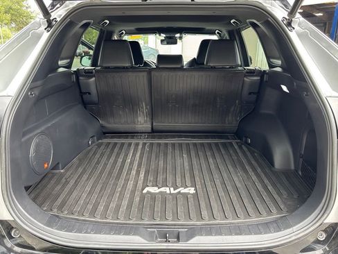 Used 2019 Toyota RAV4 XSE w/ XSE Weather Package AWD/4WD image 31