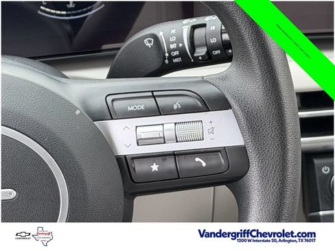 Used 2025 Hyundai Tucson SE FWD image 15