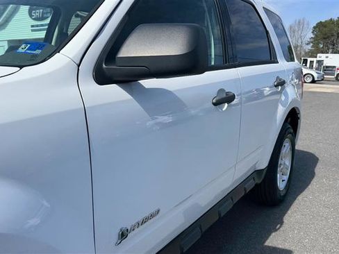 Used 2009 Ford Escape 4WD Hybrid image 11
