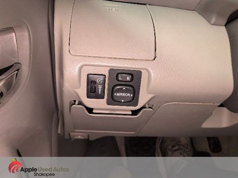 Used 2009 Toyota Yaris Sedan image 19