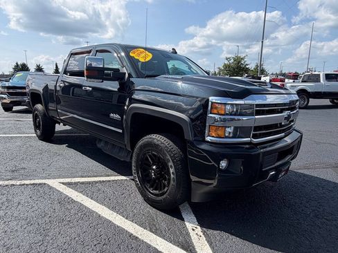 Used 2018 Chevrolet Silverado 3500 High Country AWD/4WD image 7