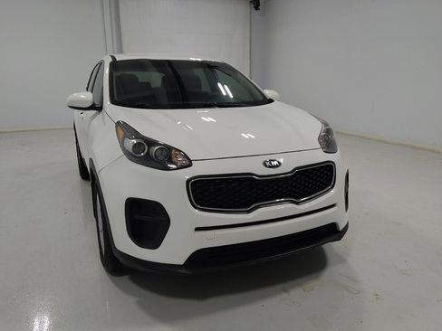 Used 2018 Kia Sportage LX image 14