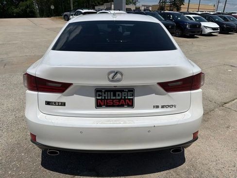 Used 2016 Lexus IS 200t w/ Premium Package RWD image 7