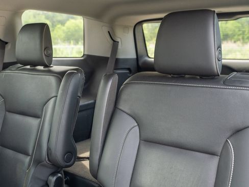 Used 2019 GMC Acadia SLT AWD/4WD image 22