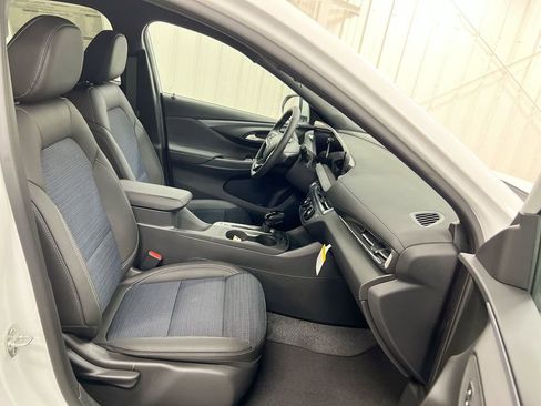 New 2026 Buick Envista Preferred w/ Convenience I Package FWD image 21