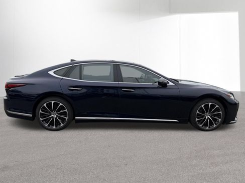Used 2023 Lexus LS 500 AWD w/ Luxury Package image 6