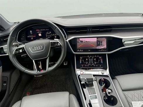 Used 2020 Audi S6 Prestige w/ Prestige Package image 11