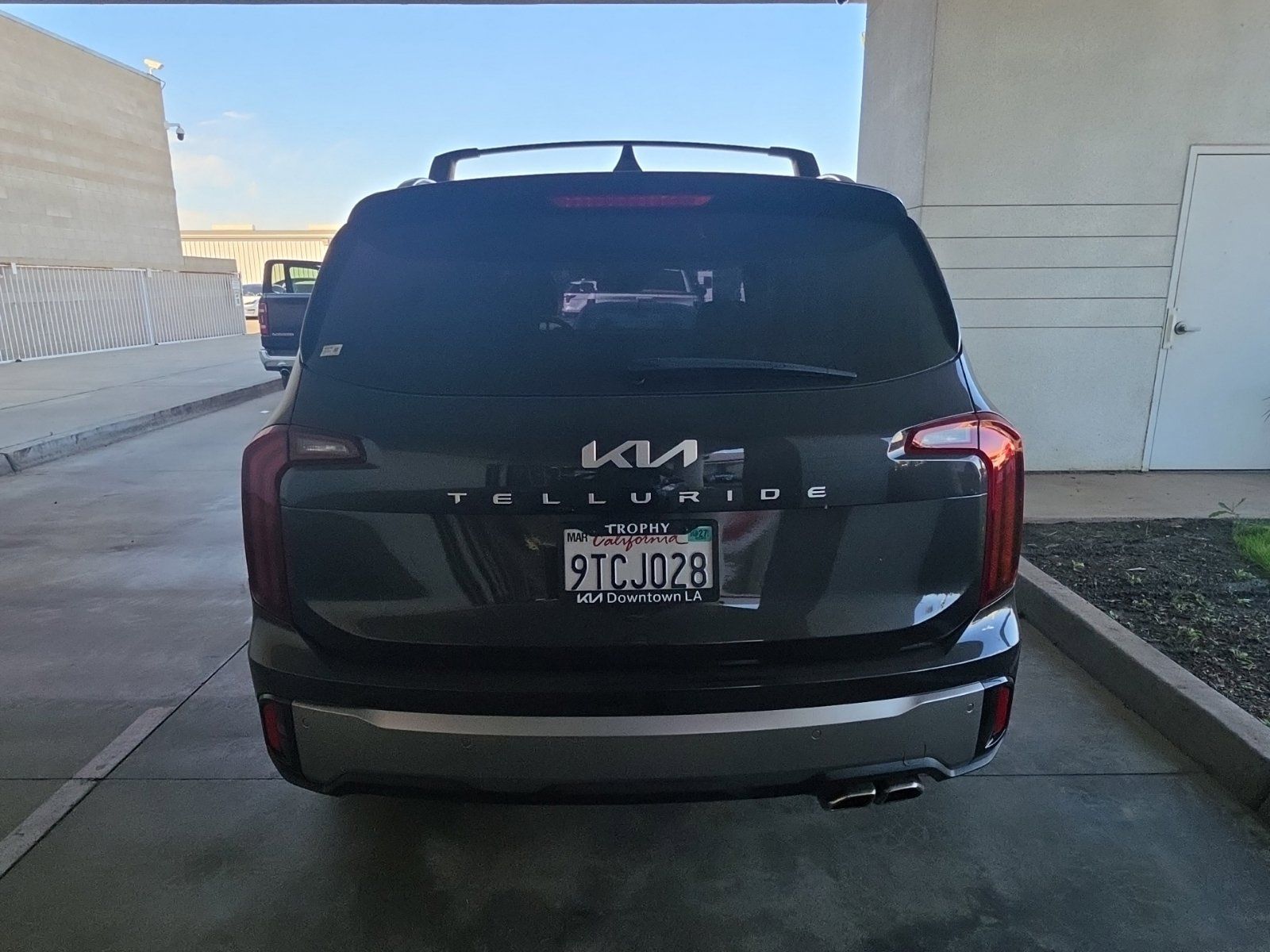 Used 2025 Kia Telluride S FWD image 6