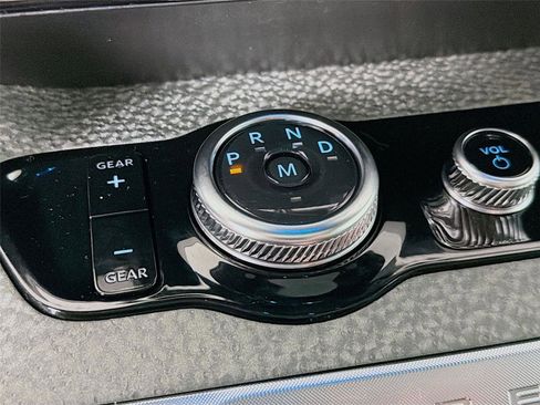Used 2025 Ford Expedition Tremor AWD/4WD image 19