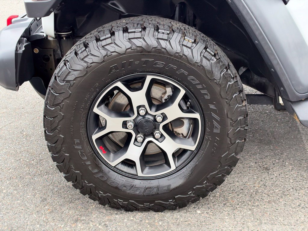 Used 2021 Jeep Wrangler Unlimited Rubicon AWD/4WD image 3