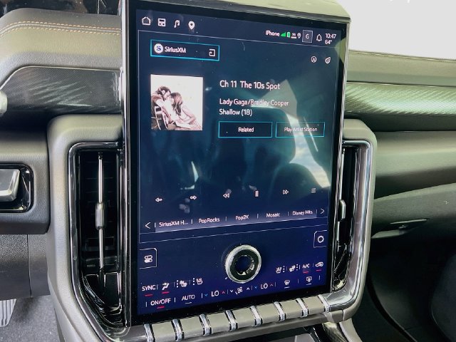 New 2027 GMC Yukon AT4 w/ Technology Package AWD/4WD image 10